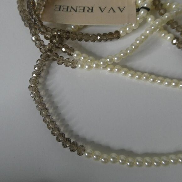 Ava Renee Beaded Necklace - Picture 4 of 7